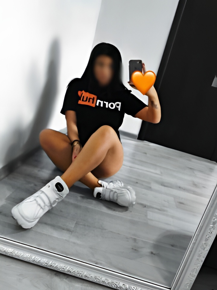 Индивидуалка Каролина, доступна для личного знакомства от 2000 руб