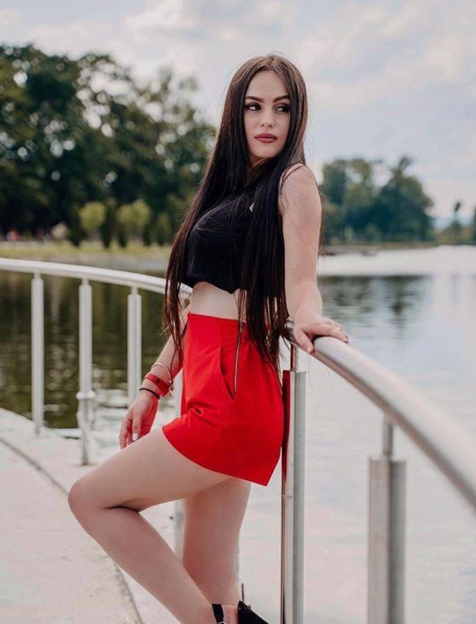 Индивидуалка 🎥 Милена, доступна для личного знакомства от 5000 руб