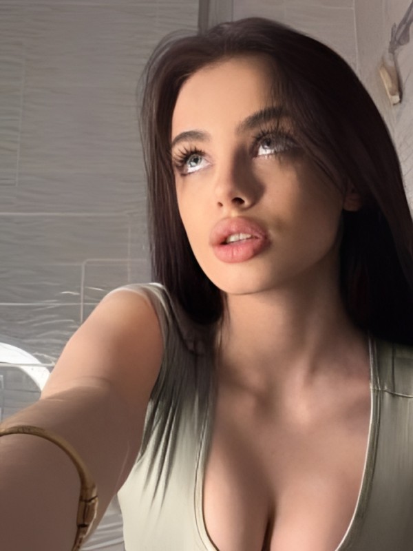 Анфиса привлекательная девушка из Беслана цена от 4000 руб