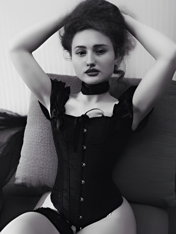 Ольга привлекательная девушка из Беслана цена от 5000 руб