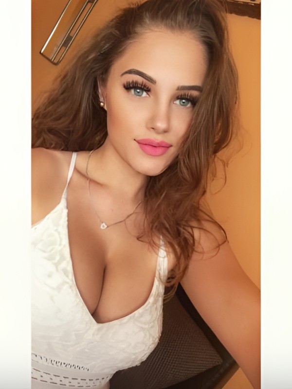 Роксана привлекательная девушка из Беслана цена от 3000 руб