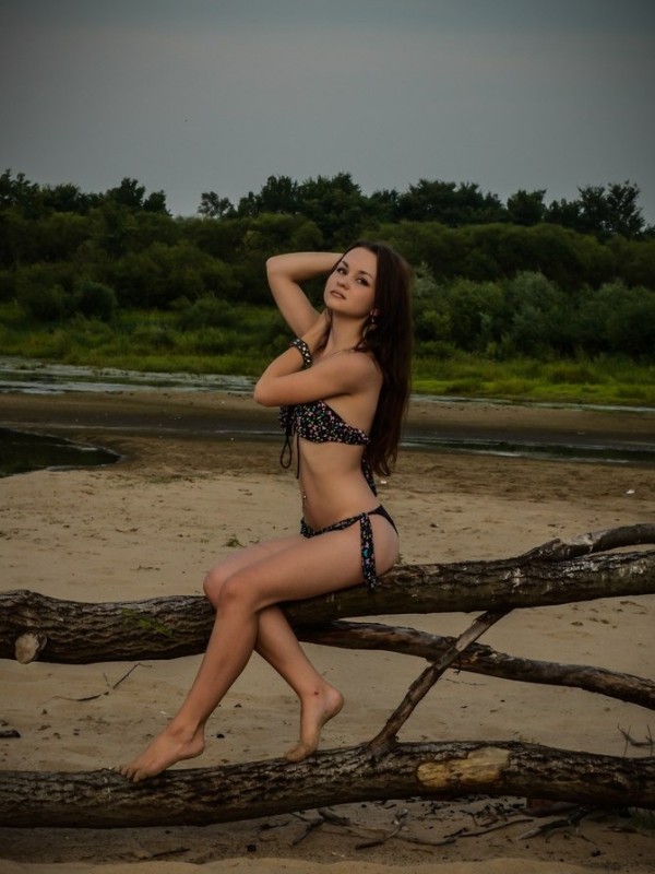 Натусик привлекательная девушка из Беслана цена от 3500 руб