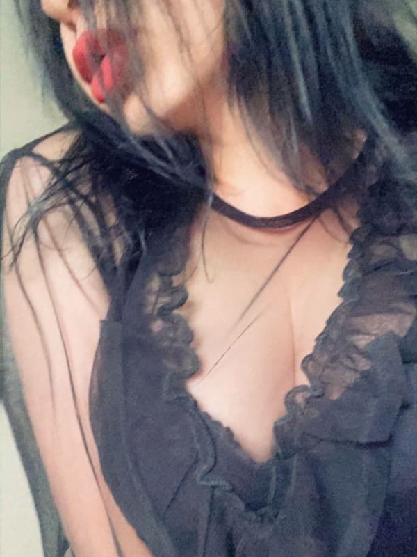 Регина привлекательная девушка из Беслана цена от 3000 руб